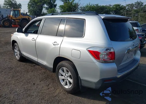 2011 Toyota Highlander Se V6 from USA, damaged, VIN 5TDBK3EH1BS080735